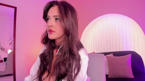Nina online show from 20, 5, 2026