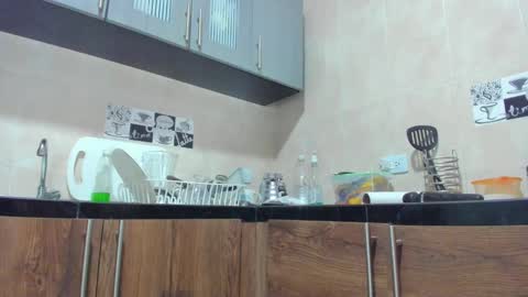 ...  ... online show from 12, 2, 2025