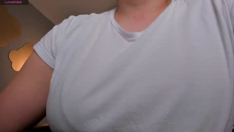 Martinna Bonnet online show from 8, 2, 2025