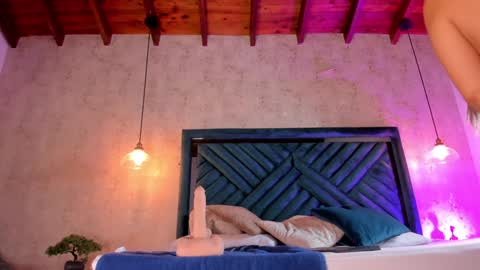 Martina online show from 28, 1, 2025