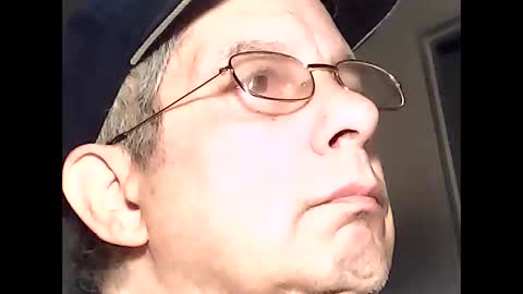 Snapshot of martylv702 chatting on 31, 3, 2026 marty online show from 31, 3, 2026