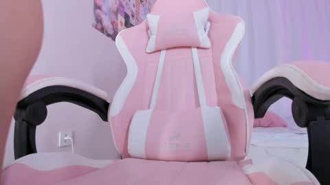 Snapshot of mary_bisum chatting on 8, 3, 2026 Mary online show from 8, 3, 2026