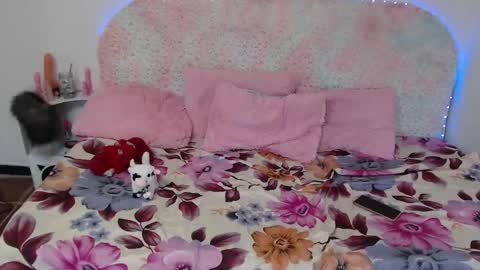 Snapshot of mary_creaamy chatting on 23, 1, 2025 mary_creaamy online show from 23, 1, 2025
