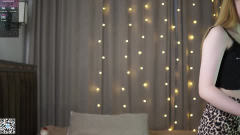 Snapshot of mary_hope_u chatting on 14, 12, 2024 Mary online show from 14, 12, 2024