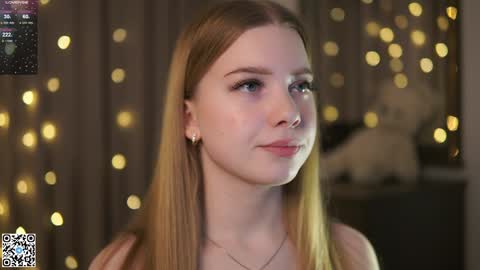 Snapshot of mary_hope_u chatting on 17, 12, 2024 Mary online show from 17, 12, 2024