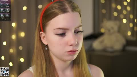 Snapshot of mary_hope_u chatting on 20, 12, 2024 Mary online show from 20, 12, 2024