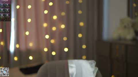 Snapshot of mary_hope_u chatting on 12, 1, 2025 Mary online show from 12, 1, 2025