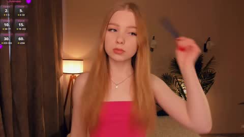 Snapshot of mary_hope_u chatting on 8, 3, 2025 Mary online show from 8, 3, 2025