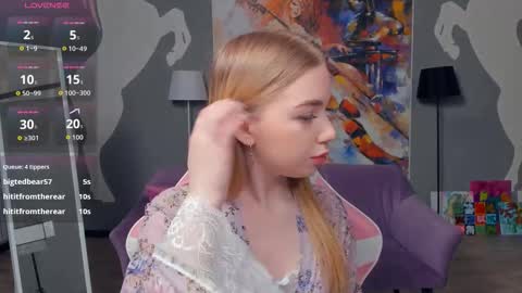 Snapshot of mary_hope_u chatting on 30, 10, 2025 Mary online show from 30, 10, 2025