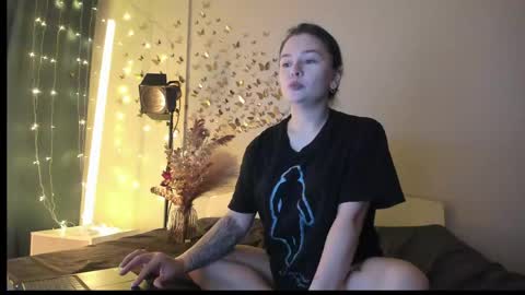 Snapshot of mary_julia chatting on 27, 4, 2026 Julia online show from 27, 4, 2026