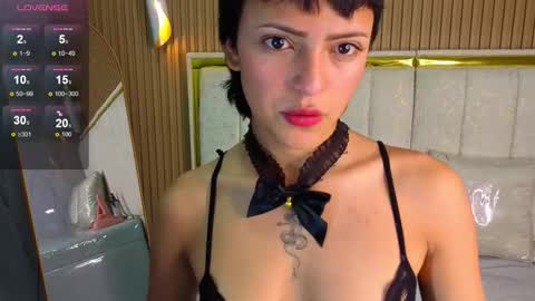 Snapshot of mary_luxx_tp chatting on 14, 12, 2025 mary_luxx_tp online show from 14, 12, 2025