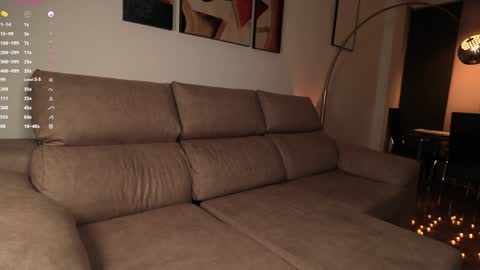 Snapshot of mary_rosse chatting on 6, 1, 2025 RebeCca online show from 6, 1, 2025