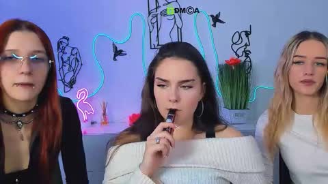 Snapshot of mary_skiny chatting on 21, 3, 2026 mary skiny online show from 21, 3, 2026