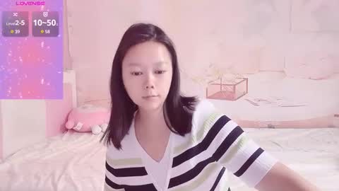 Snapshot of mary_uu chatting on 27, 10, 2025 mary_uu online show from 27, 10, 2025