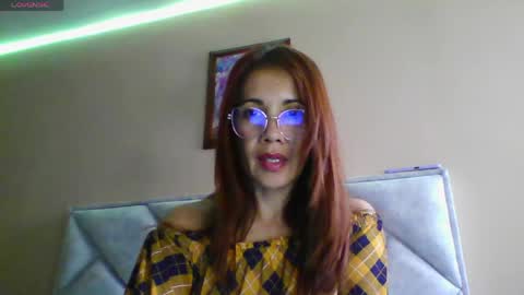 Snapshot of maryamgirl08 chatting on 4, 4, 2026 Engracia online show from 4, 4, 2026