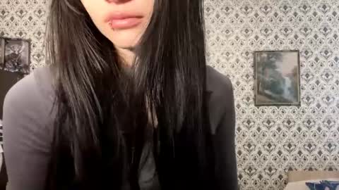 Sofia online show from 3, 12, 2025