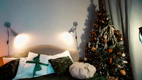 Snapshot of marykeysss chatting on 12, 12, 2024 Bun online show from 12, 12, 2024