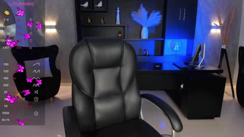  Mary  online show from 28, 1, 2025