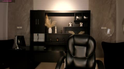 Snapshot of marylewis_ chatting on 13, 4, 2026 Mary online show from 13, 4, 2026