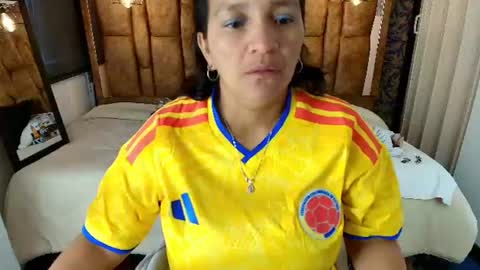 Snapshot of marylinmilf chatting on 7, 7, 2026 Marylin online show from 7, 7, 2026