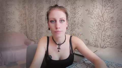 Snapshot of marylou_ chatting on 15, 7, 2026 Mary Lou online show from 15, 7, 2026