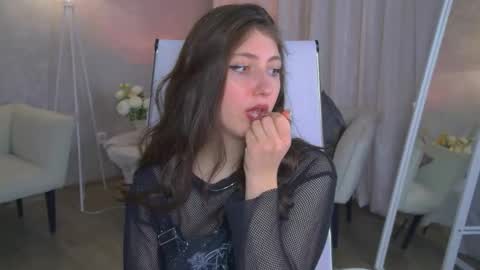 Snapshot of marymillerr chatting on 11, 2, 2026 Mary Miller online show from 11, 2, 2026