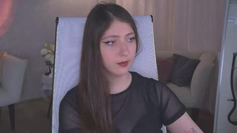 Snapshot of marymillerr chatting on 25, 3, 2026 Mary Miller online show from 25, 3, 2026