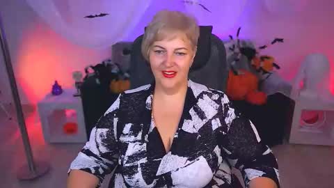 marymogan online show from 23, 10, 2025