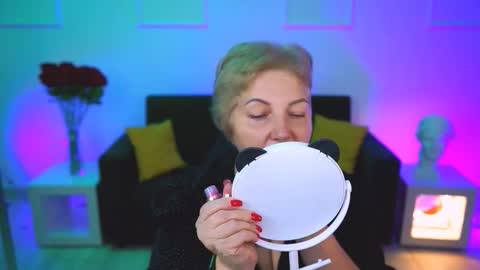 marymogan online show from 10, 11, 2025