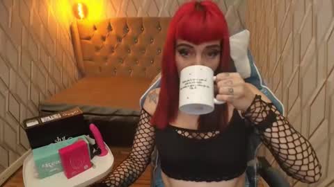 Snapshot of marymorgannn chatting on 5, 4, 2026 marymorgannn online show from 5, 4, 2026