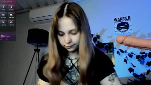 Snapshot of marynixoxo chatting on 4, 3, 2025 Mary x online show from 4, 3, 2025