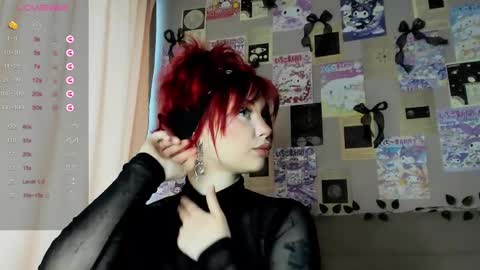 Snapshot of marynixoxo chatting on 6, 4, 2026 Mary x online show from 6, 4, 2026