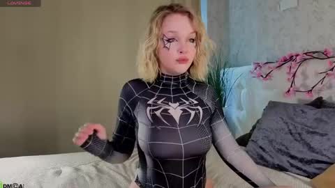 Snapshot of maryshiotta chatting on 19, 4, 2026 Mary online show from 19, 4, 2026