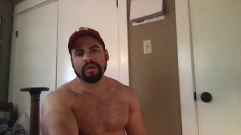 Snapshot of mascbeef95 chatting on 5, 2, 2025 mascbeef95 online show from 5, 2, 2025