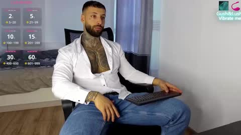 Snapshot of masculineguy69 chatting on 28, 10, 2025 masculineguy69 online show from 28, 10, 2025