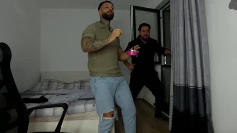 Snapshot of masculineguy69 chatting on 13, 12, 2025 masculineguy69 online show from 13, 12, 2025