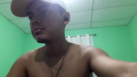 Snapshot of maserati120 chatting on 17, 2, 2025 Max online show from 17, 2, 2025