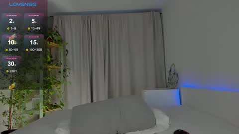 Snapshot of masha_01 chatting on 17, 9, 2025 masha_01 online show from 17, 9, 2025