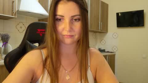 Snapshot of masha_queen chatting on 24, 11, 2025 Masha online show from 24, 11, 2025