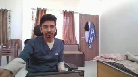 maskboyz2003 online show from 11, 12, 2024