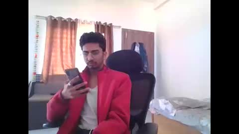 maskboyz2003 online show from 6, 1, 2025