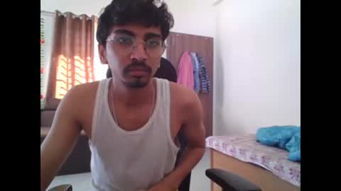 maskboyz2003 online show from 21, 2, 2025