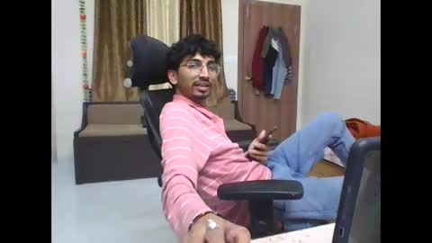 maskboyz2003 online show from 26, 2, 2025