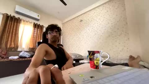 maskboyz2003 online show from 9, 10, 2025