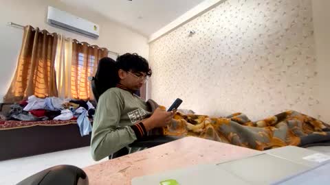 maskboyz2003 online show from 16, 11, 2025