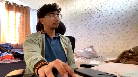 maskboyz2003 online show from 14, 12, 2025