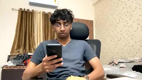 maskboyz2003 online show from 16, 12, 2025