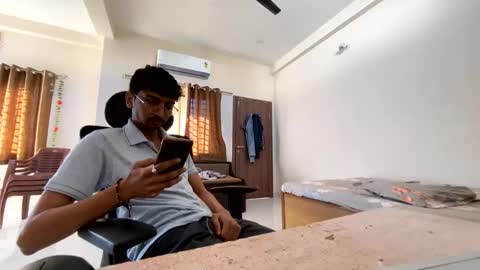 Mask Boy online show from 5, 3, 2025