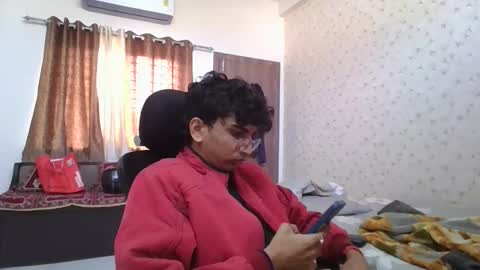 Mask Boy online show from 20, 11, 2025