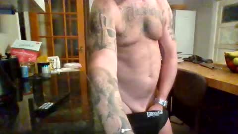 Masked Masturbation Couple online show from 25, 10, 2025